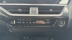 Lexus UX 250h 2.0 F-Sport Design 5dr CVT Hybrid Hatchback